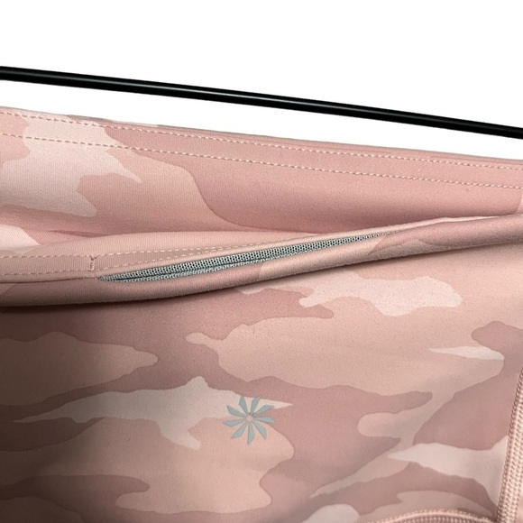 Athleta Elation Camo 7/8 Tight - Picture 8 of 11